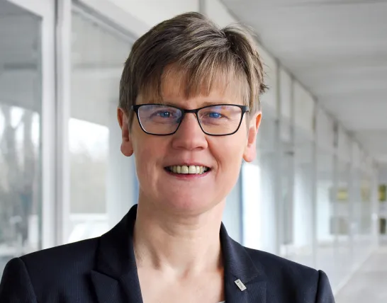 Professorin Dr. Antje-Britta Mörstedt£