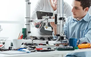 Campusstudium-Bsc-IndustrialEngineering-Hero