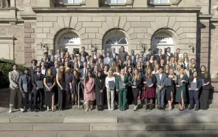 Zeugnisverleihung im Göttinger Theater im Oktober 2022