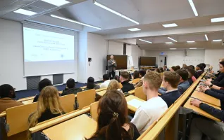 Florian Bruhns, KWS Berlin GmbH Deutschland 