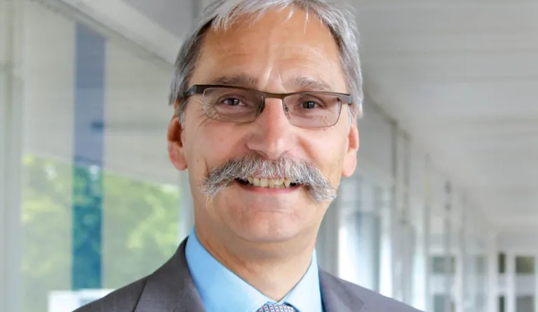 Professor Dr. Michael Gutmann