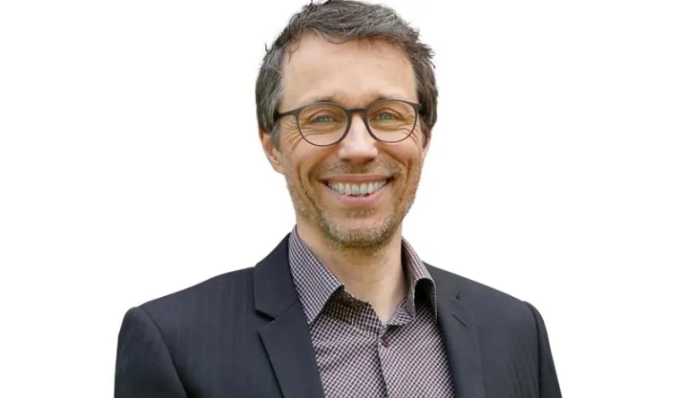 Prof. Dr.-Ing. Marc Siebert lehrt an der PFH Göttingen, Hansecampus Stade