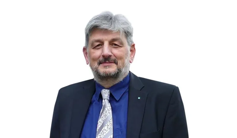 Prof. Dr.-Ing. Nikolay Avgustinov lehrt an der PFH Göttingen, Hansecampus Stade