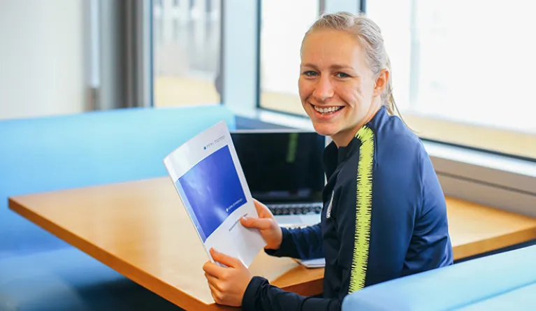 Pauline Bremer studiert an der PFH und macht Leistungssport.