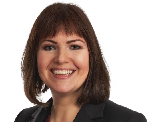 Prof. Dr. Anja Lepach-Engelhardt lehrt an der PFH.