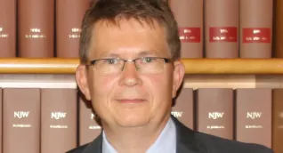 Professor Dr. Richard Degenhardt