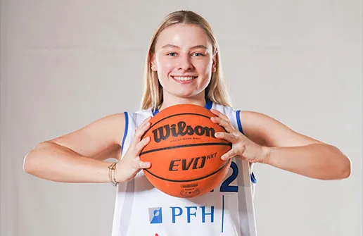 Johanne Wegmann hat ein Leistungssport-Stipendium der PFH.