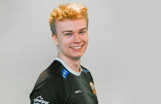 Mads Mika Schwerdt hat ein Leistungssport-Stipendium der PFH.